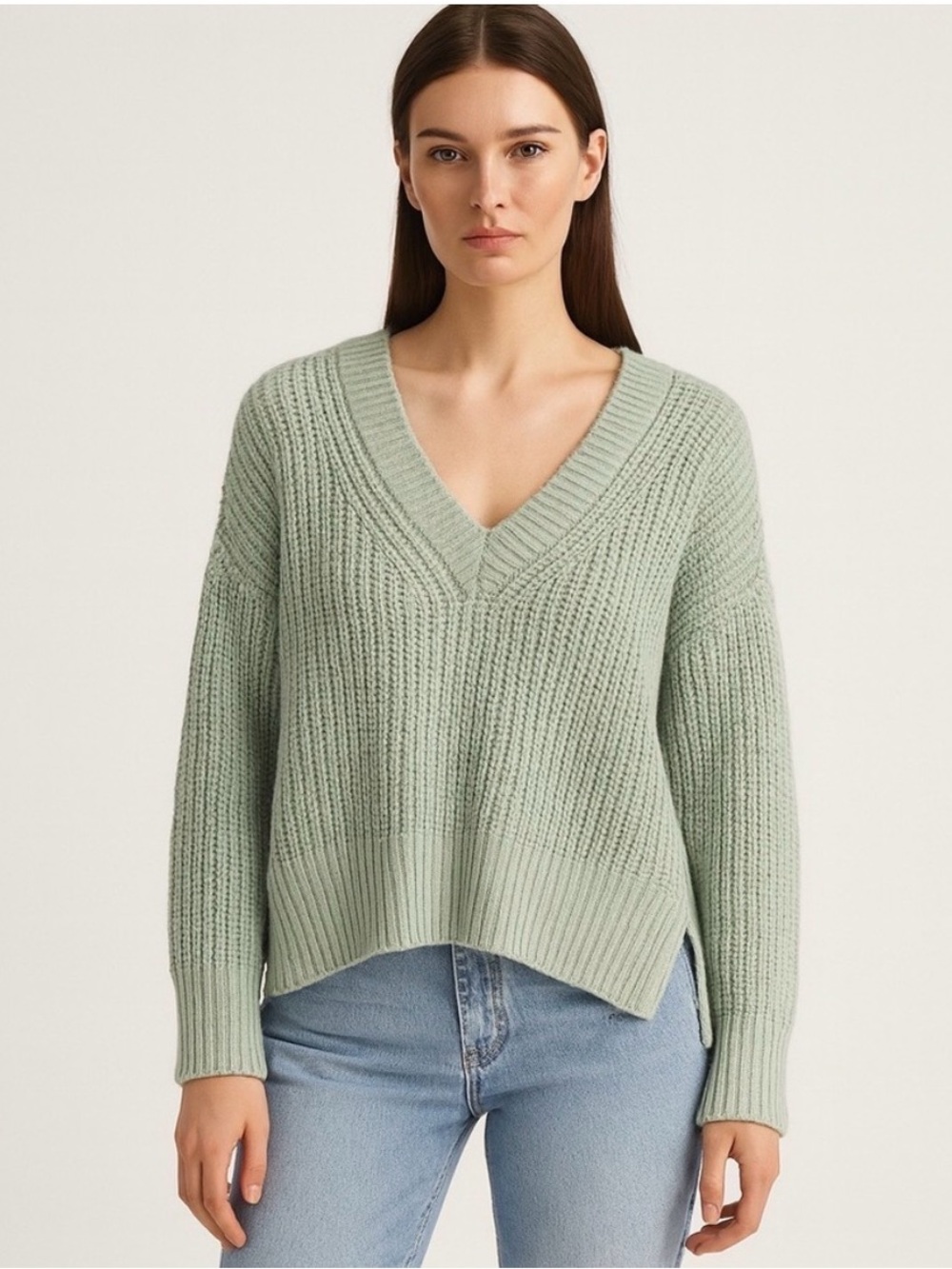 Abercrombie & Fitch knit V-neck Sweater-Oversized-Dusty Green- size small